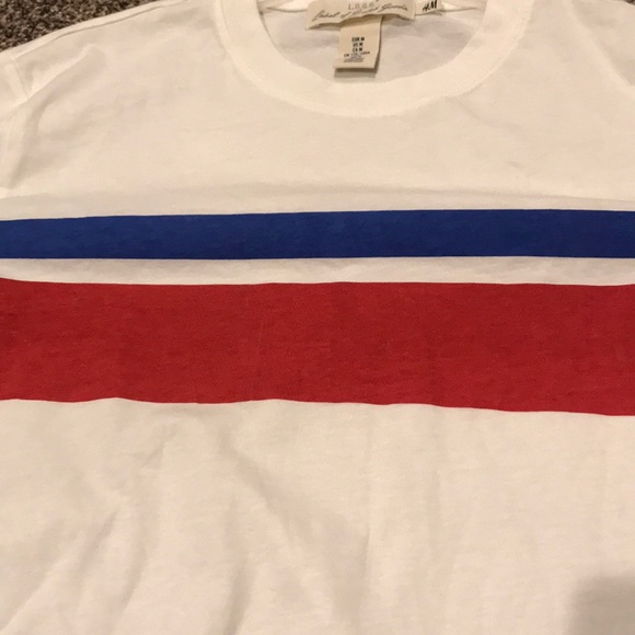 shirt - Picture 2 of 4